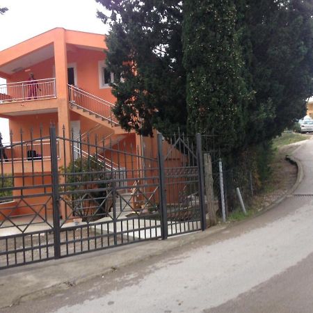 Ruza Vetrova Apartment Бар Екстериор снимка