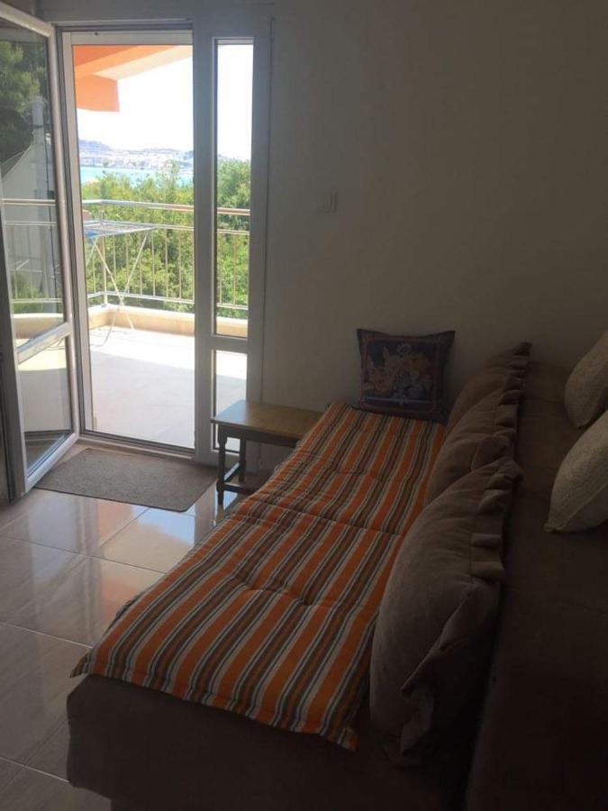 Ruza Vetrova Apartment Бар Екстериор снимка