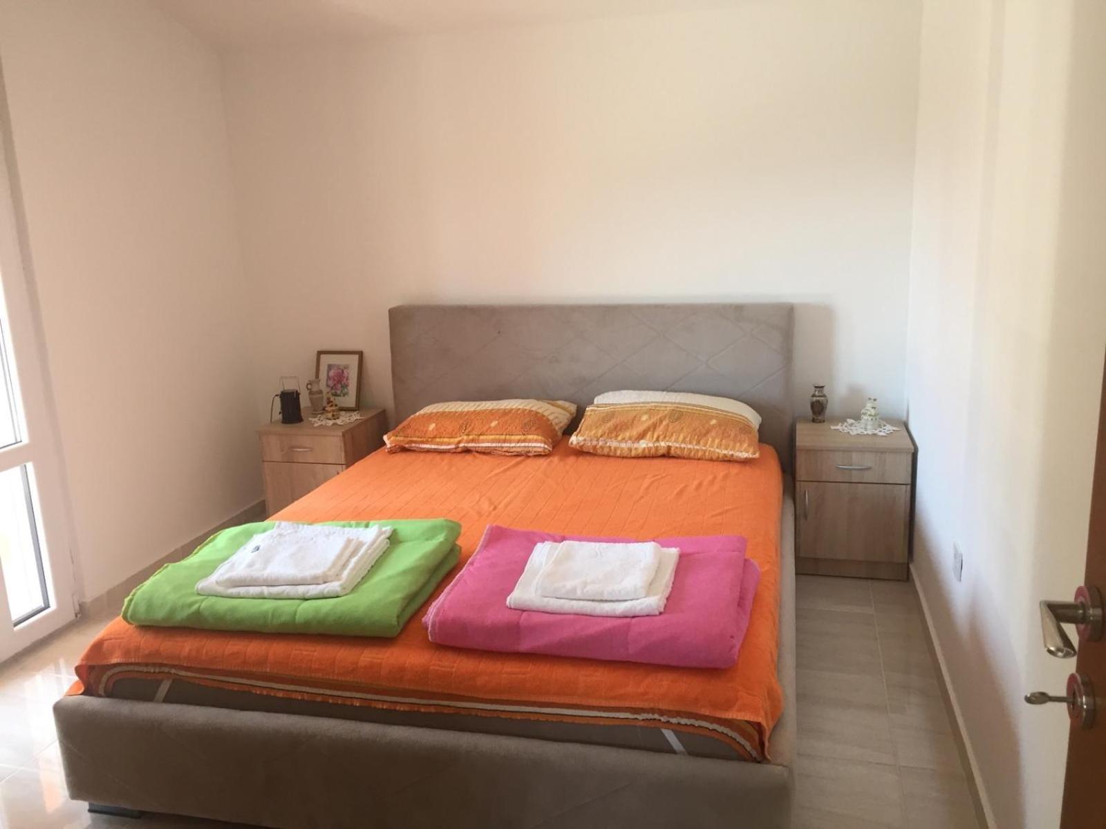 Ruza Vetrova Apartment Бар Екстериор снимка