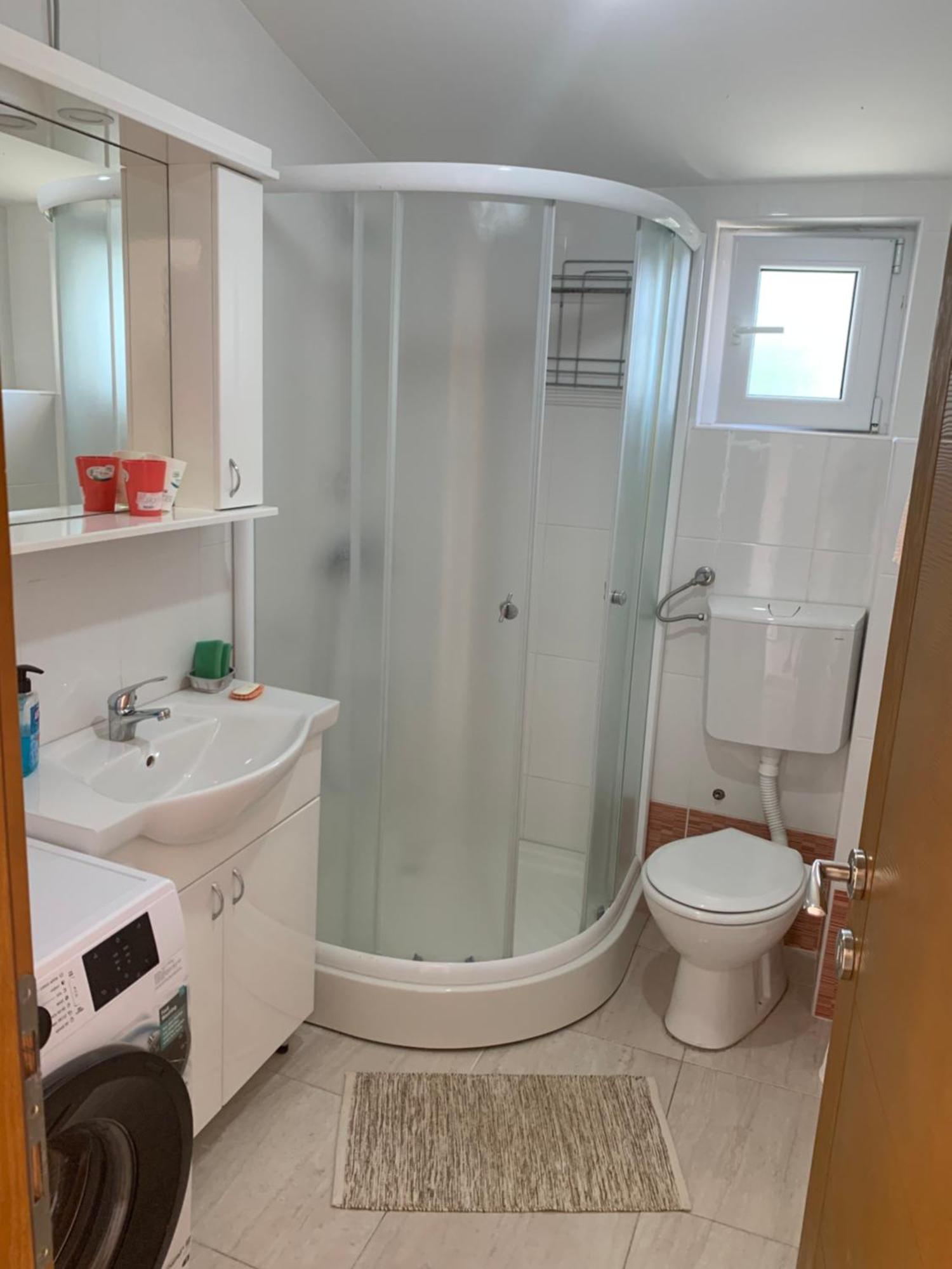 Ruza Vetrova Apartment Бар Екстериор снимка