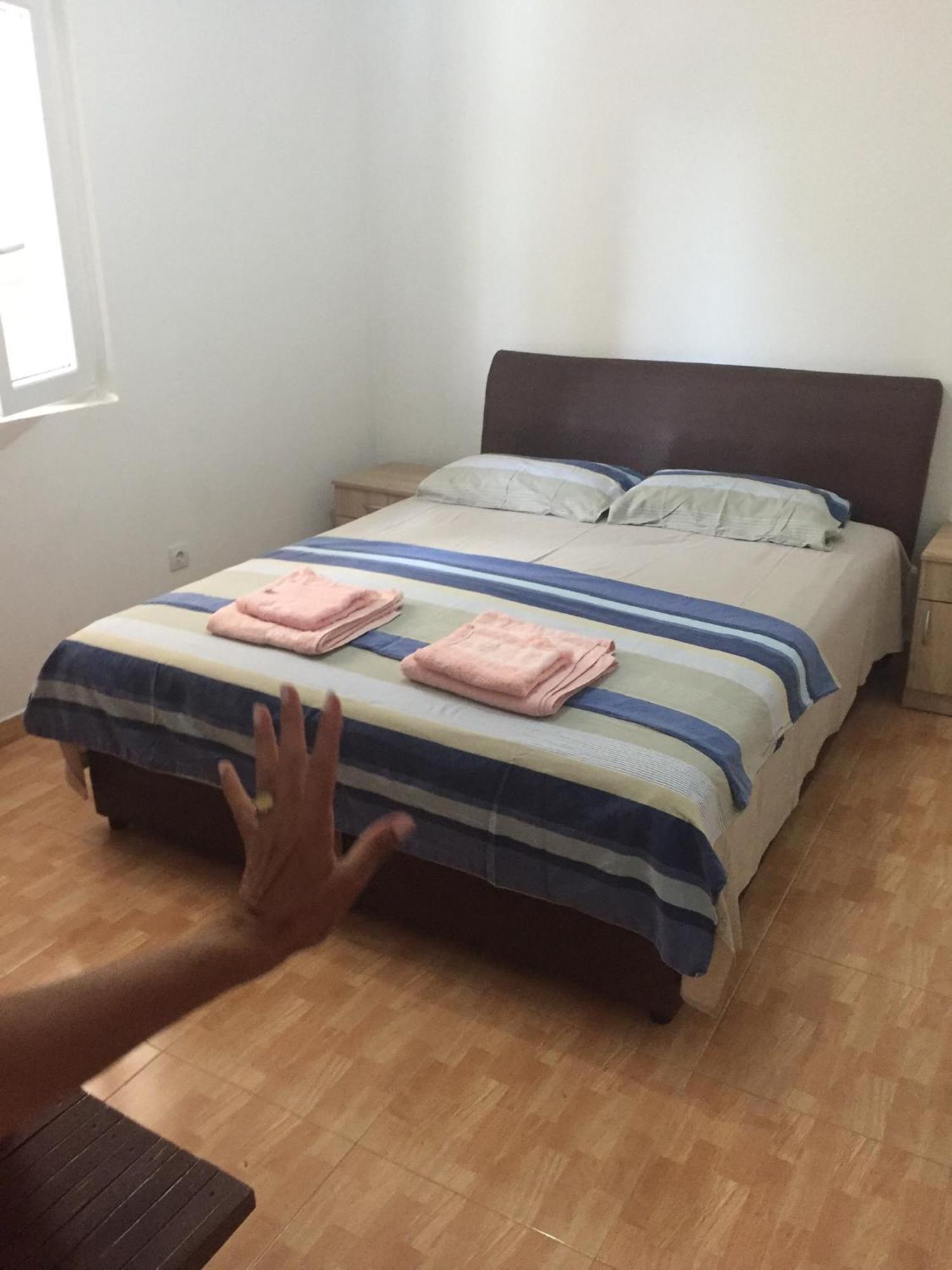 Ruza Vetrova Apartment Бар Екстериор снимка